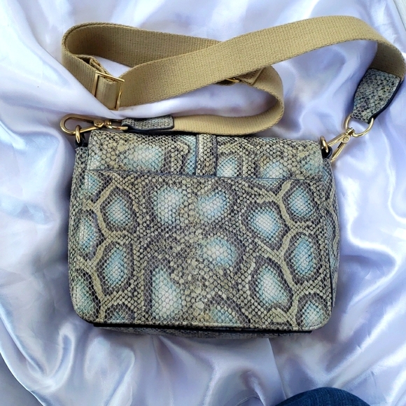 GILI Green Blue Snakeskin Handbag!! - Picture 12 of 15